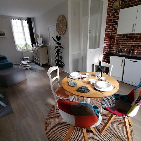 Apartamento A La "Georgette" Et Son Jardin Avec Parking Villers-sur-Mer Exterior foto